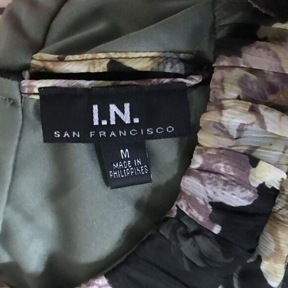 IN SAN FRANCISCO Womens Size Medium Floral Print Sleeveless Tank Top Shirt Lined - Picture 7 of 7